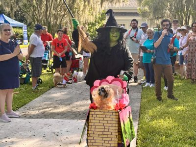 Dog Day at Leu Gardens